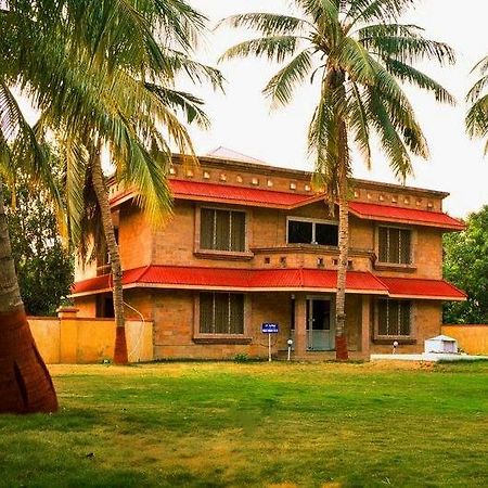 Stay Guru Resort Farm Villa Bhuj Extérieur photo