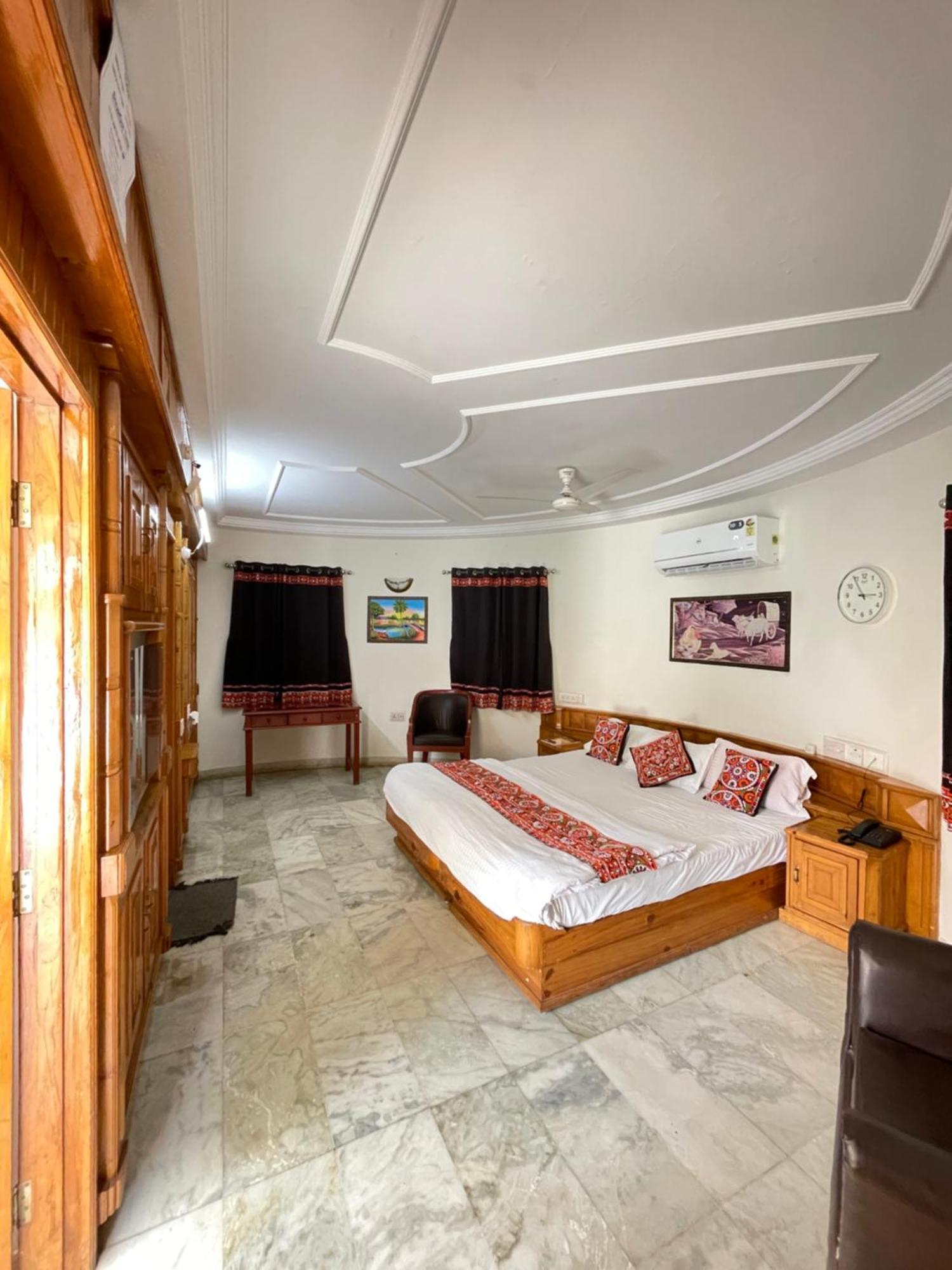 Stay Guru Resort Farm Villa Bhuj Extérieur photo