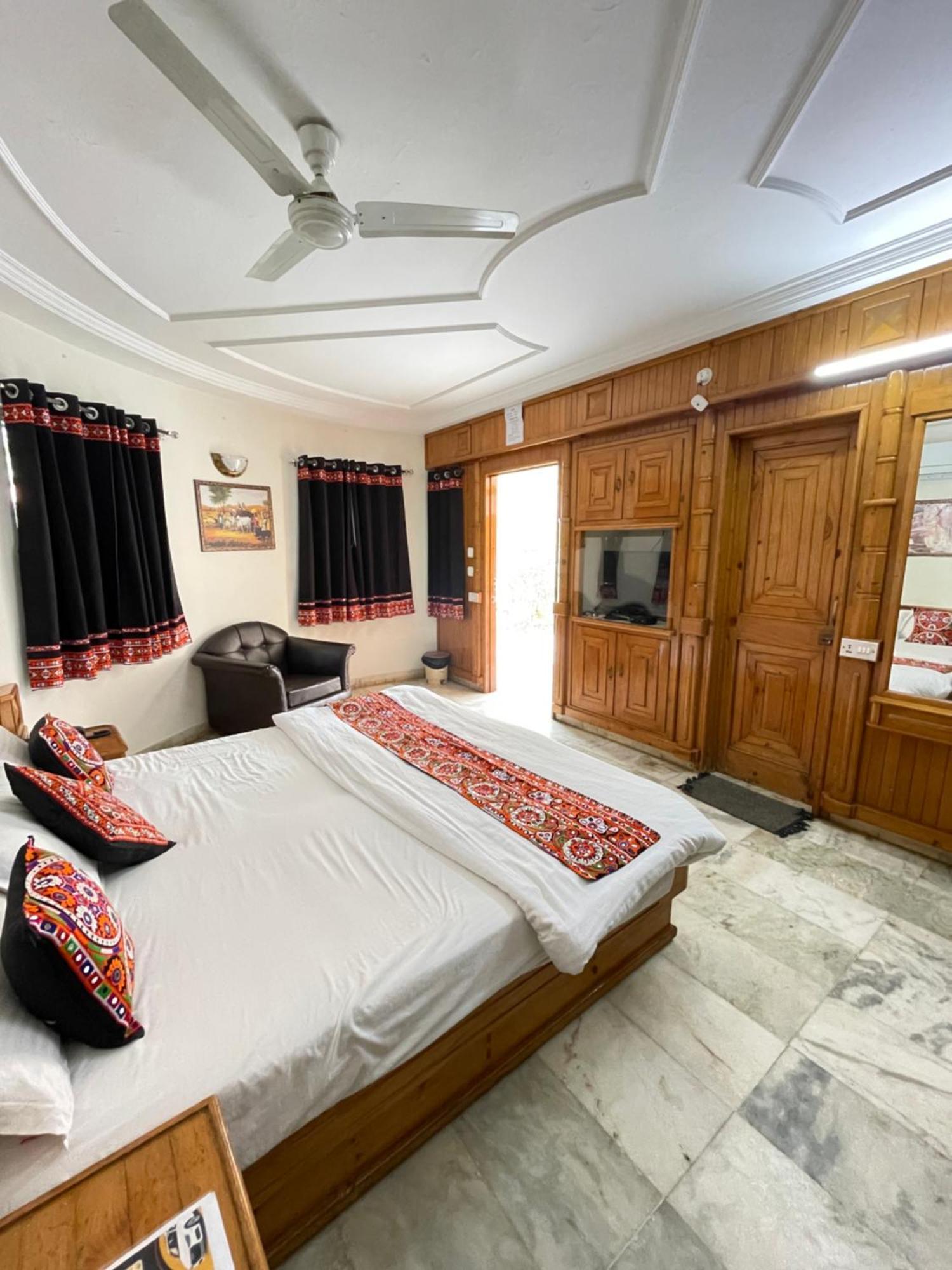 Stay Guru Resort Farm Villa Bhuj Extérieur photo