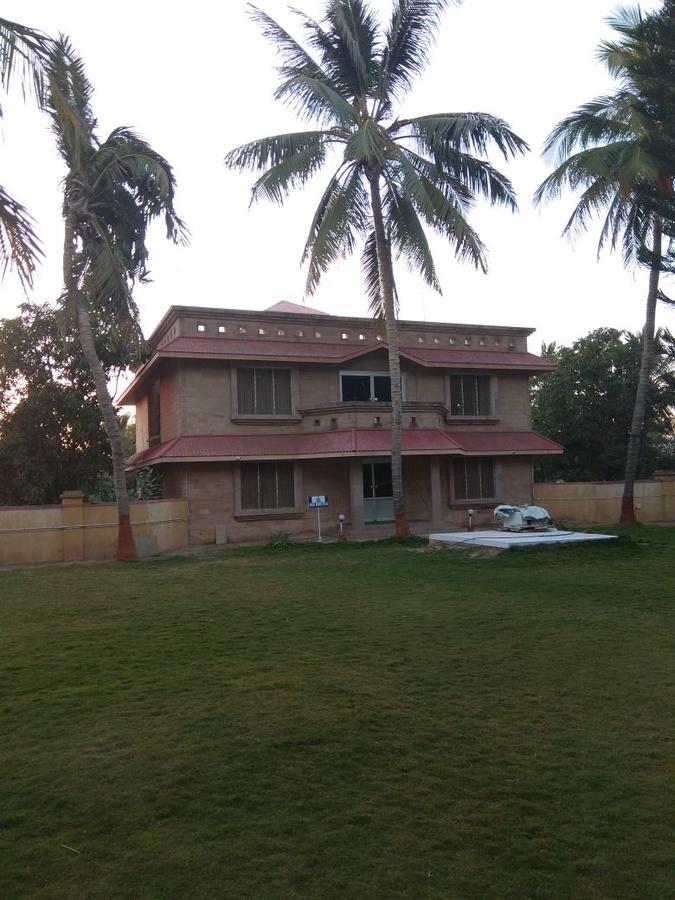 Stay Guru Resort Farm Villa Bhuj Extérieur photo